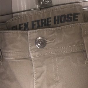 Men's Duluth Flex Fire Hose Relaxed Fit Foreman Pants
Item 45704 Size 38 x 32.